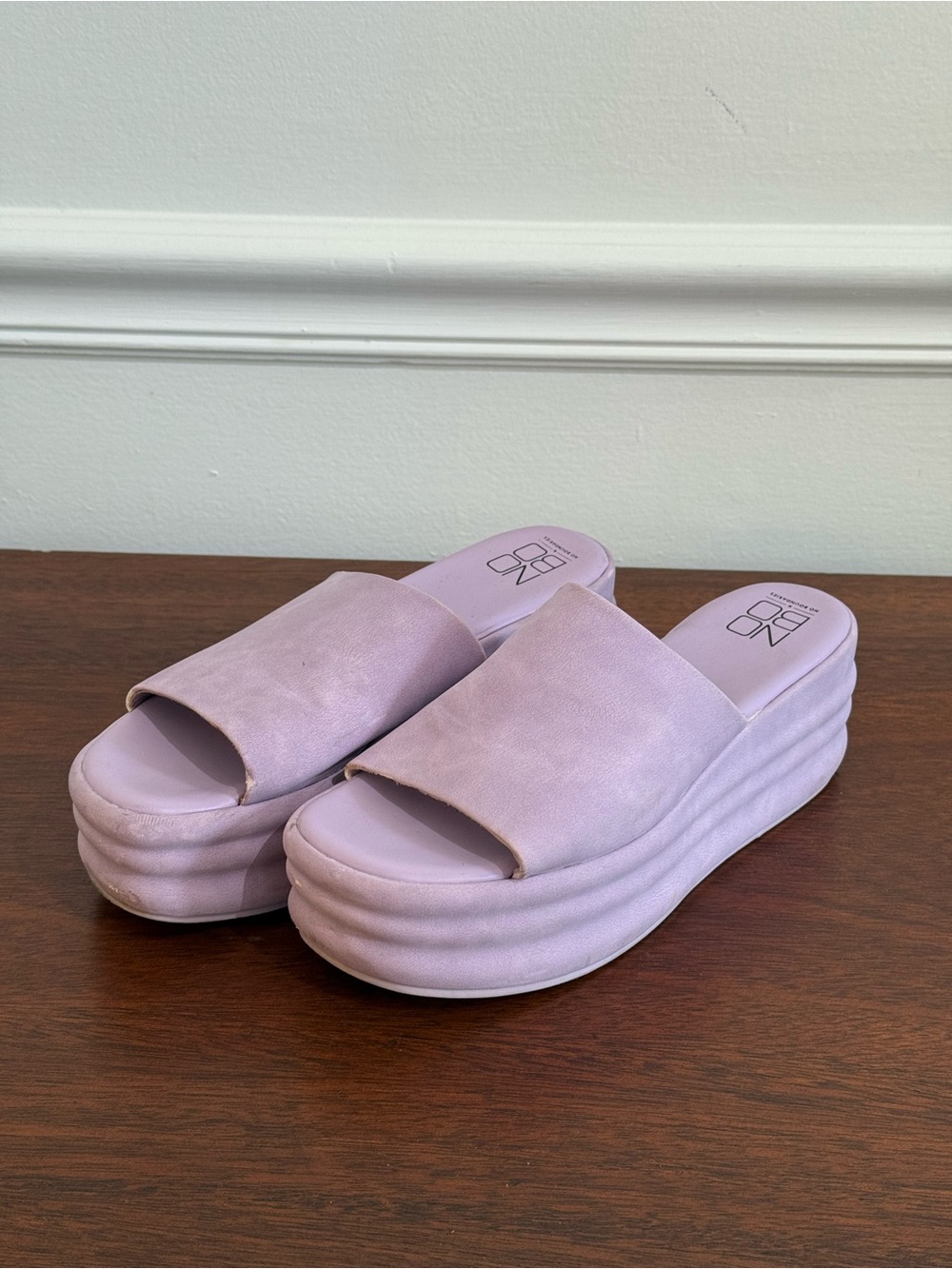 Lavender Platform Sandals - Women 7 - Picture 3 of 5